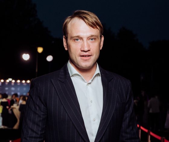 Михаил Тройник, Макар Хлебников, Василина Юсковец и другие на закрытии XI кинофестиваля «Короче» в Калининграде