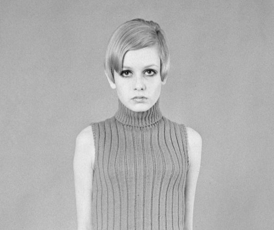 Возраст не помеха: 73-летняя Твигги дефилирует по подиуму на лондонской Неделе моды