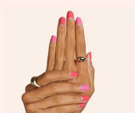 10 идей матового маникюра на осень