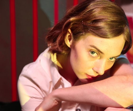 «Ловушка для родителей»: звезда «Очень странных дел» Майя Хоук рассказала о главной мечте детства