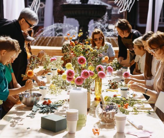 День города в культурном пространстве «19:01 на Кристалле»