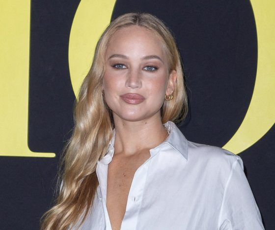 Дженнифер Лоуренс снимется в фильме по мотивам шоу «Настоящие домохозяйки»