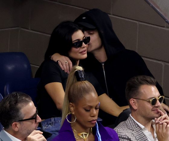 Кайли Дженнер поставила на заставку телефона фото с Тимоти Шаламе