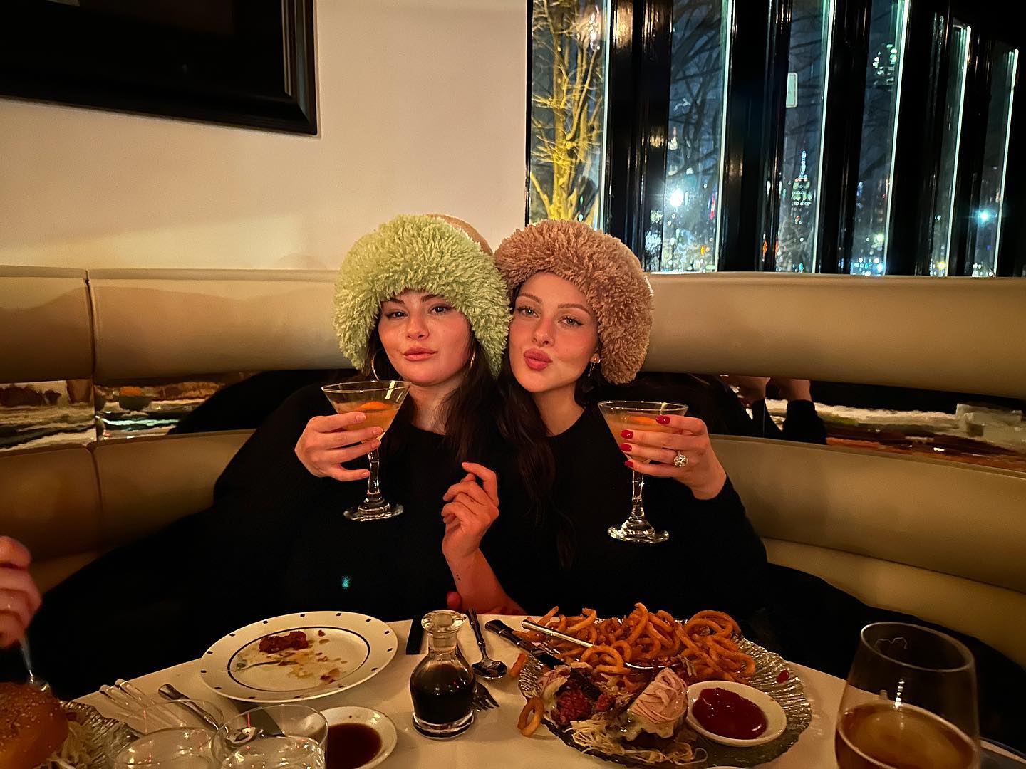 “Sisters”: Nicola Peltz shared a photo with Selena Gomez