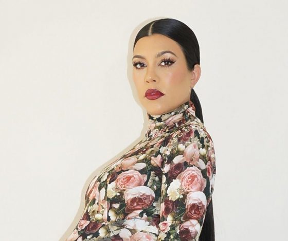 Кортни Кардашьян не показывает семье новорожденного ребенка