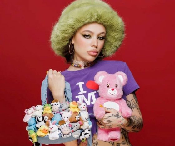 Инстасамка показала, где провела ночь после пожара в своей квартире