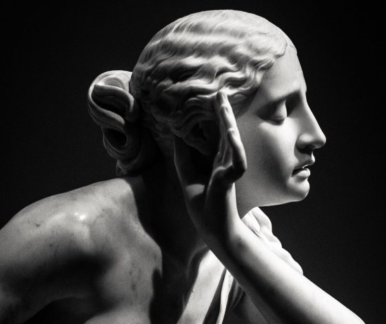 Женщина умерла после 40 пластических операций в Санкт-Петербурге