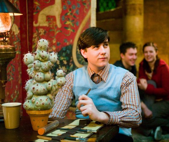 Как сейчас выглядит Невилл Долгопупс из «Гарри Поттера». Спойлер: ты не узнаешь его