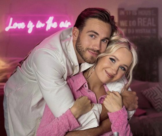 Стоит повторить: Клава Кока и Александр Поверин показали свое необычное свидание