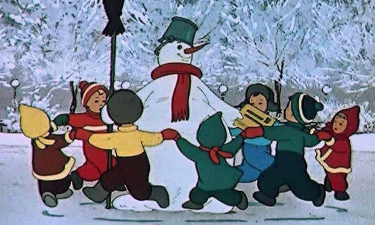 Heavy snowfall in South Africa: snowball fights and metre-high snowdrifts