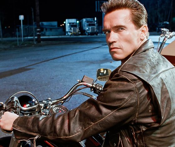 Арнольд Шварценеггер попал в аварию: подробности