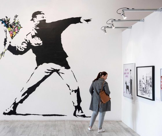 Бэнкси раскрыл свое имя