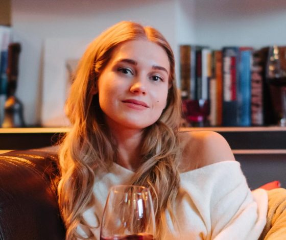 «Меня хотели выгнать из страны»: Кристина Асмус рассказала о травле из-за фильма «Текст»