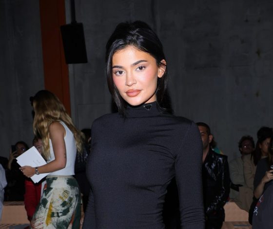 Не узнать: Кайли Дженнер кардинально сменила имидж