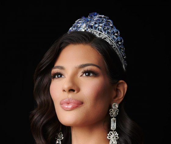 Вспомнить все: как новая Мисс Вселенная выглядела до пластики