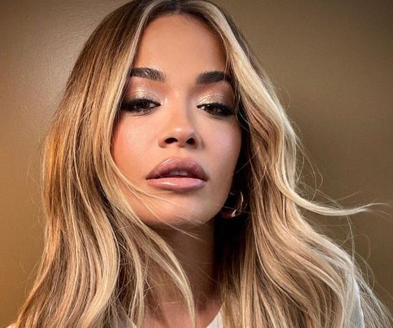 Рита Ора предстала в образе российского бренда, и это просто восторг