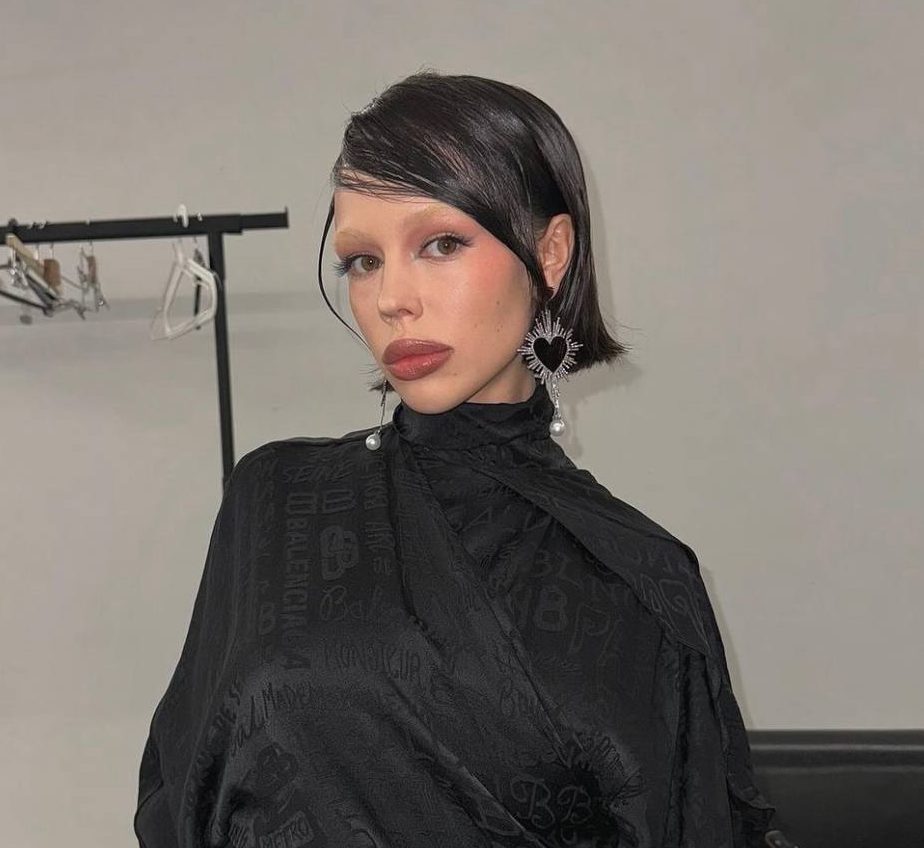 An Instagram woman won more than 1.5 million rubles from Stas Yarushin in court.  What does MIA BOYKA have to do with this?