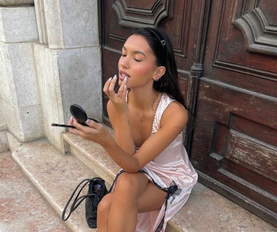 Как понять, что косметику пора выкидывать