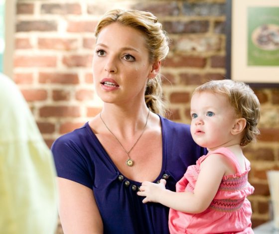 Какие имена для новорожденных вошли в топ самых необычных в 2025 году