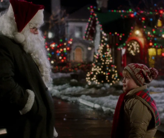 Актеру, исполнившему роль Санты в «Один дома», Кену Хадсону Кэмпбеллу удалили раковую опухоль