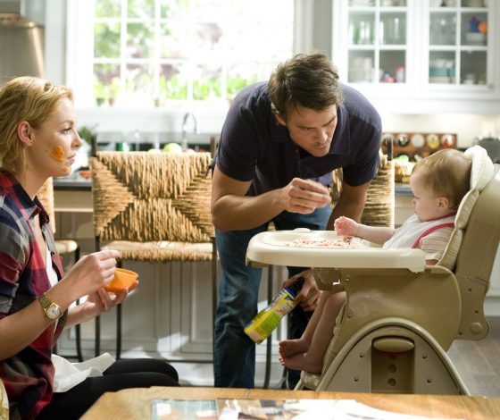 iPhone, 100 долларов, бижутерия: что еще покупают родители своим детям при выпадении молочных зубов