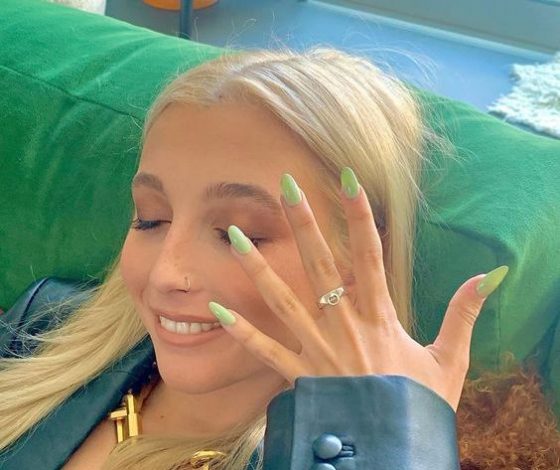 10 идей маникюра в стиле Зеленого Дракона