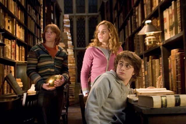 «Более чем оправдает ожидания»: Джоан Роулинг оценила сценарий пилотной версии сериала о Гарри Поттере