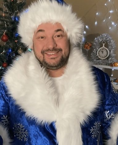 Сергей Жуков опубликовал первое фото с новорожденным сыном