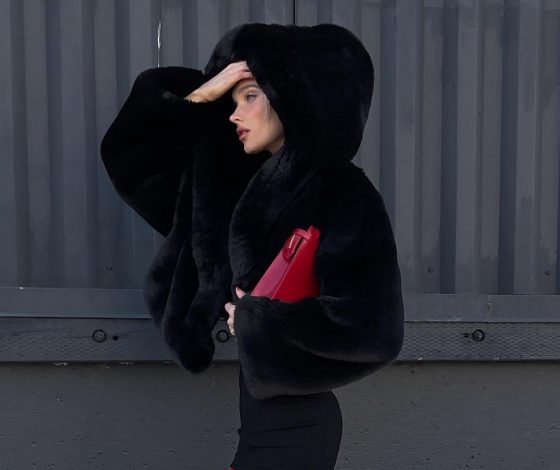 Эльза Хоск показала, как носить самые трендовые колготки сезона