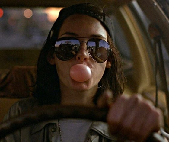 Можно ли глотать жвачку