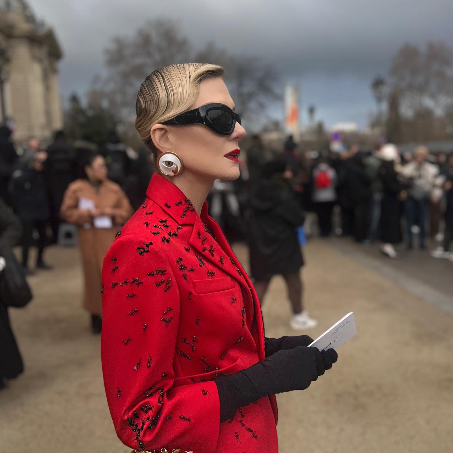 Watch out for ants: Renata Litvinova appeared with a scary but very beautiful image