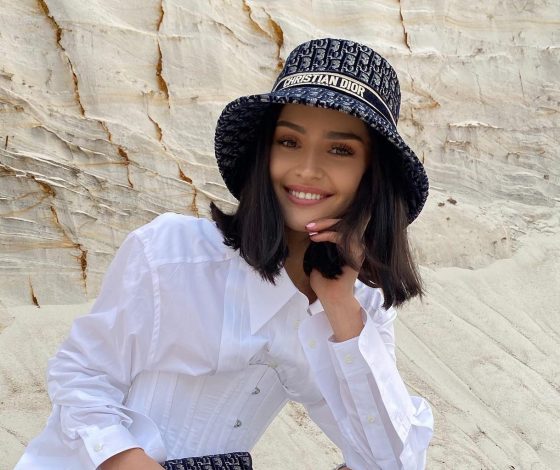 Дина Саева извинилась перед подписчиками за видео в откровенном купальнике