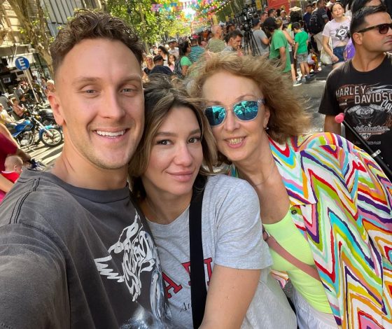 «Через три недели ей 64 года»: T-killah выложил редкое фото мамы