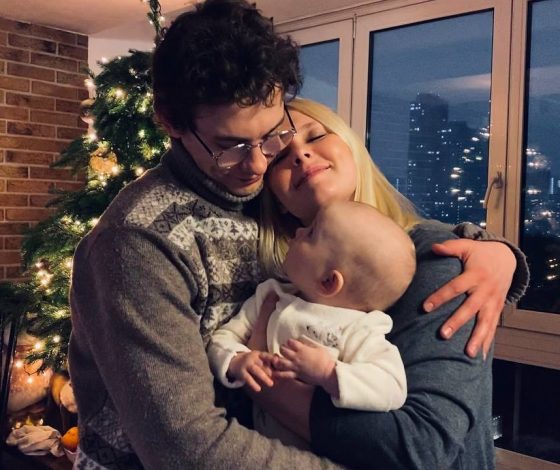 Жена Никиты Кологривого прокомментировала его роман с Агатой Муцениеце