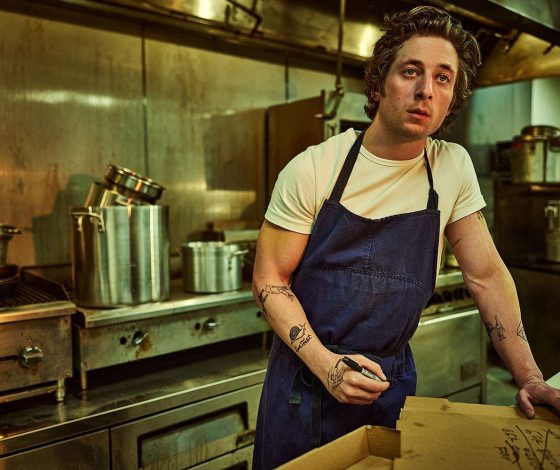 «Он будет самым захватывающим»: Джереми Аллен Уайт поделился подробностями третьего сезона сериала «Медведь»