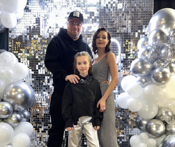 Кристина Асмус воссоединилась с Гариком Харламов ради дня рождения дочери. Как она потроллила подписчиков