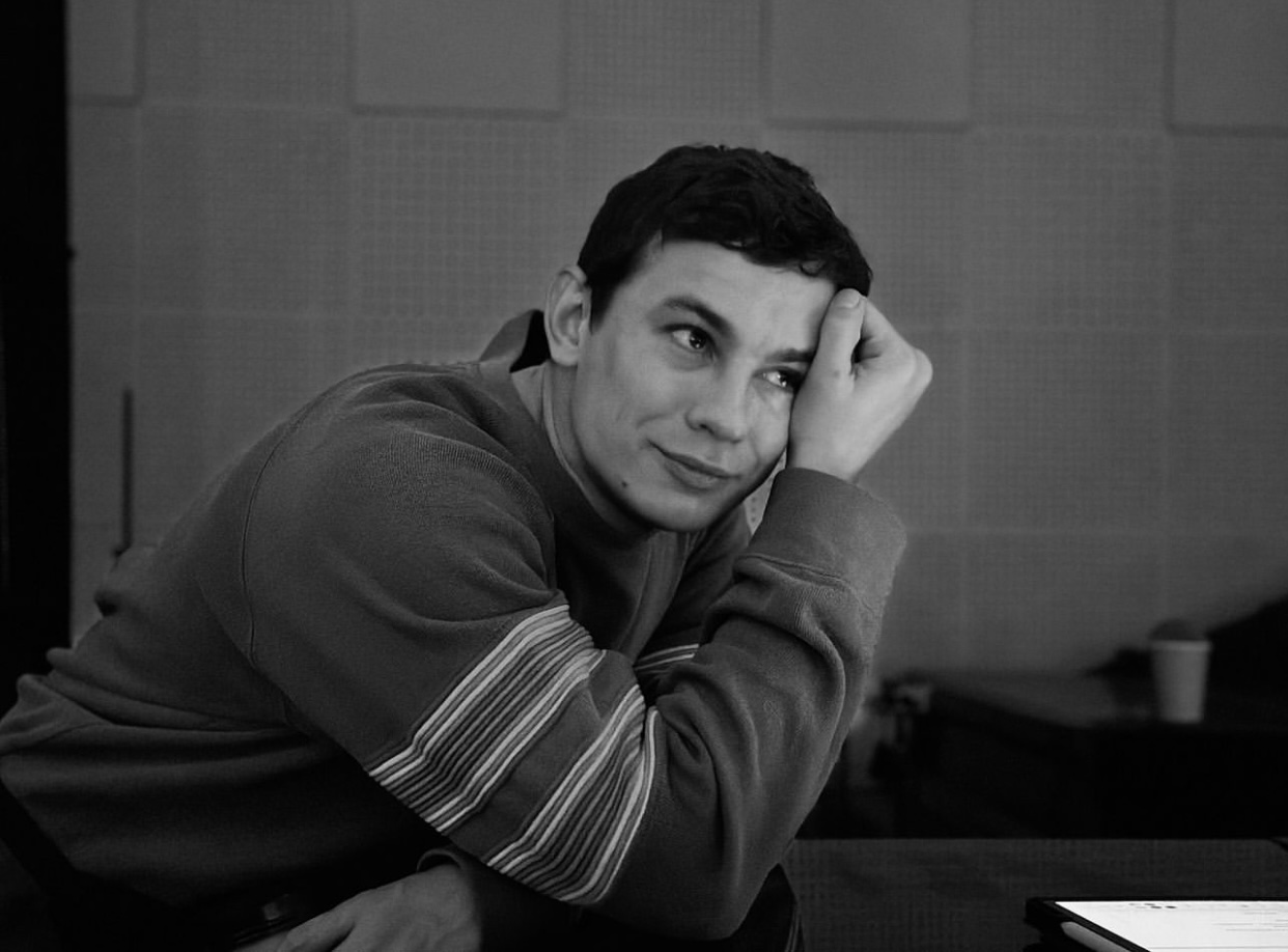 #PeopleSay: Nikita Kologrivy humiliates women on set after using illegal drugs