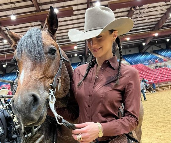 Однажды на Диком Западе: Белла Хадид показала трендовый образ в ковбойском стиле