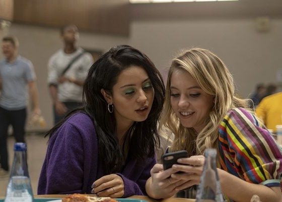 Звезда «Эйфории» дебютировала на шоу Victoria’s Secret