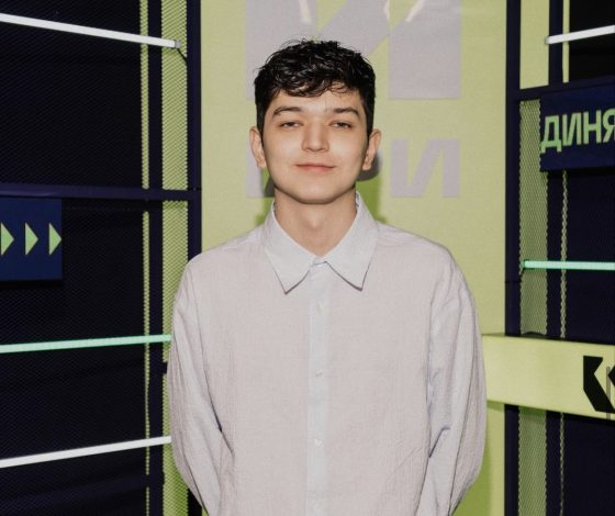 Певец Akmal' женится