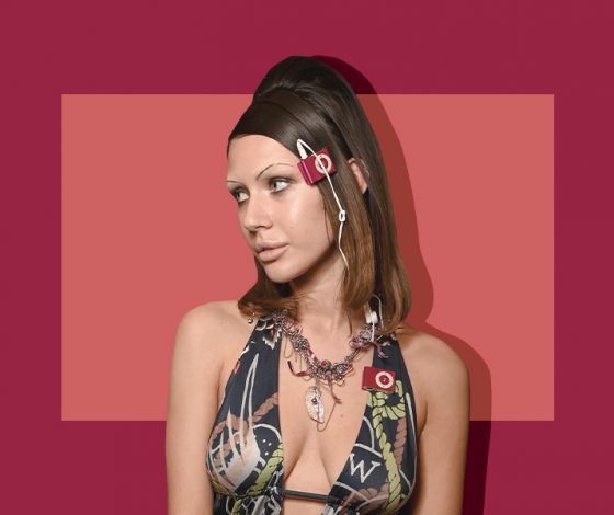 Проводные наушники возвращаются в моду. Теперь – в качестве стильного аксессуара