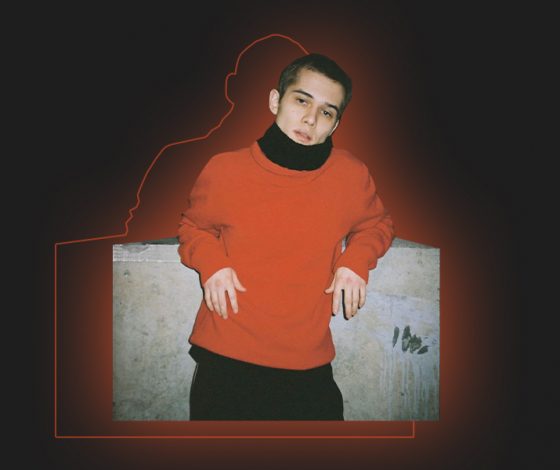 Черный свитер на молнии, как у Рузиля Минекаева – мастхэв сезона. Где такой купить?