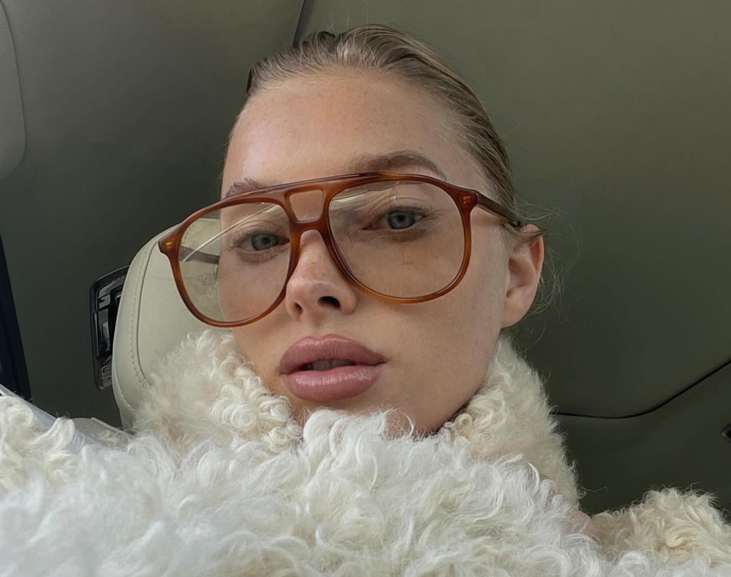 How to wear this season’s trendiest shoes?  Shows Elsa Hosk
