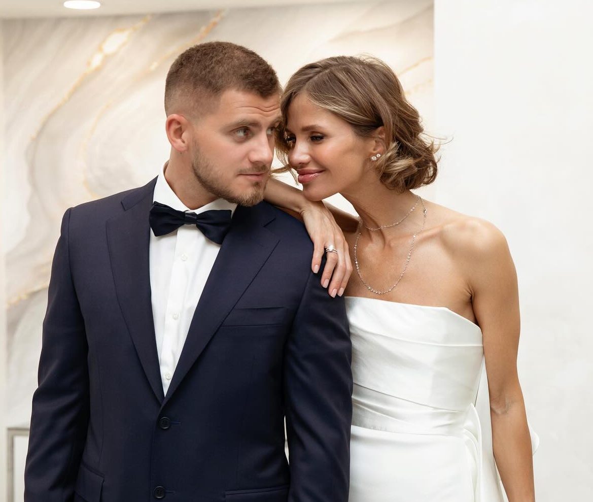 Alex unexpectedly spoke about divorce from her husband