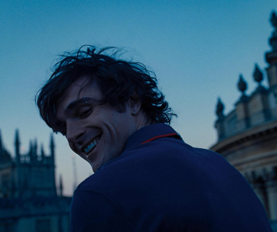 Стиль «Дарк академия» снова в тренде: что это за эстетика и как ее придерживаться?