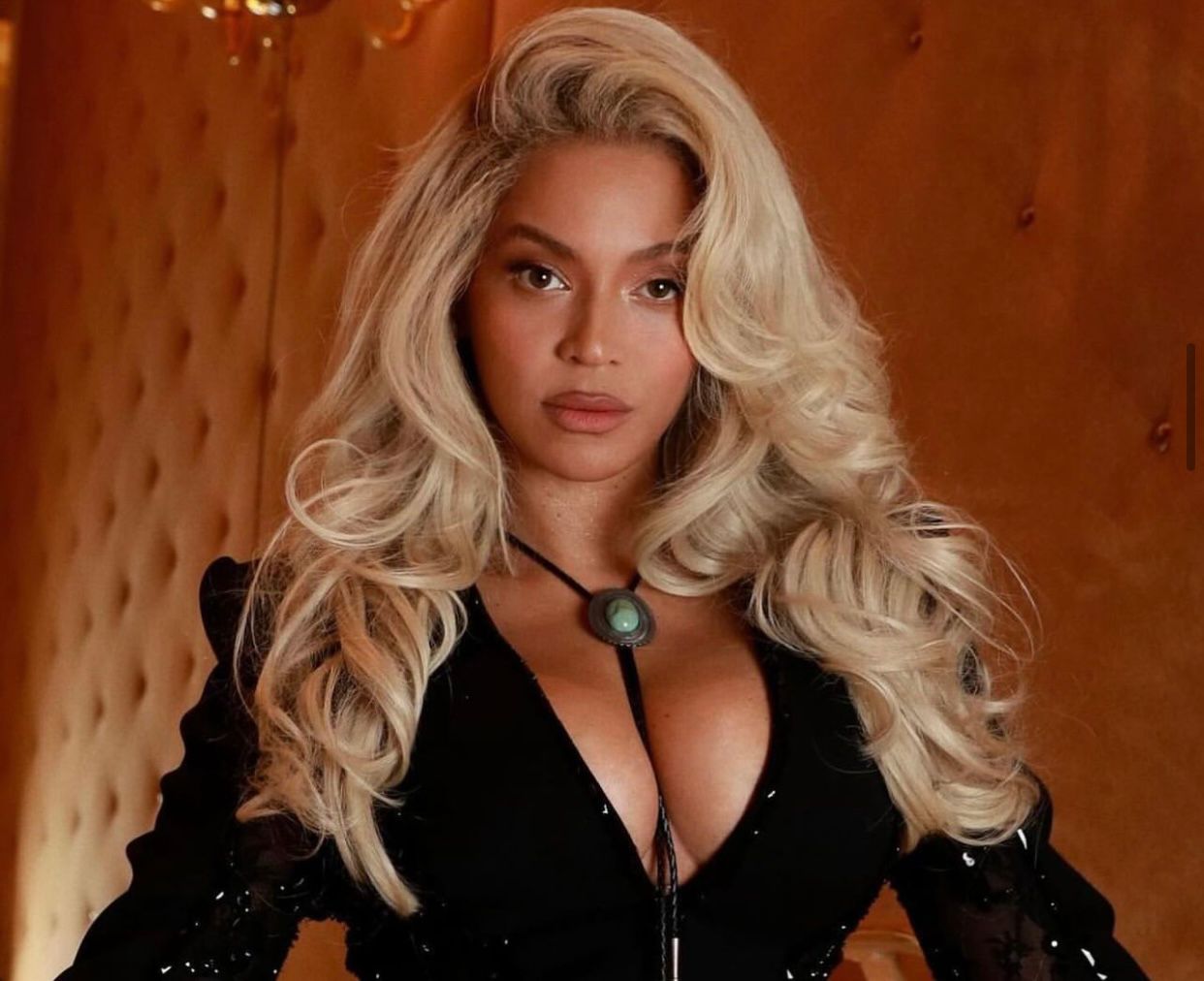 The main hair trend of 2024 will be “Texas hair”