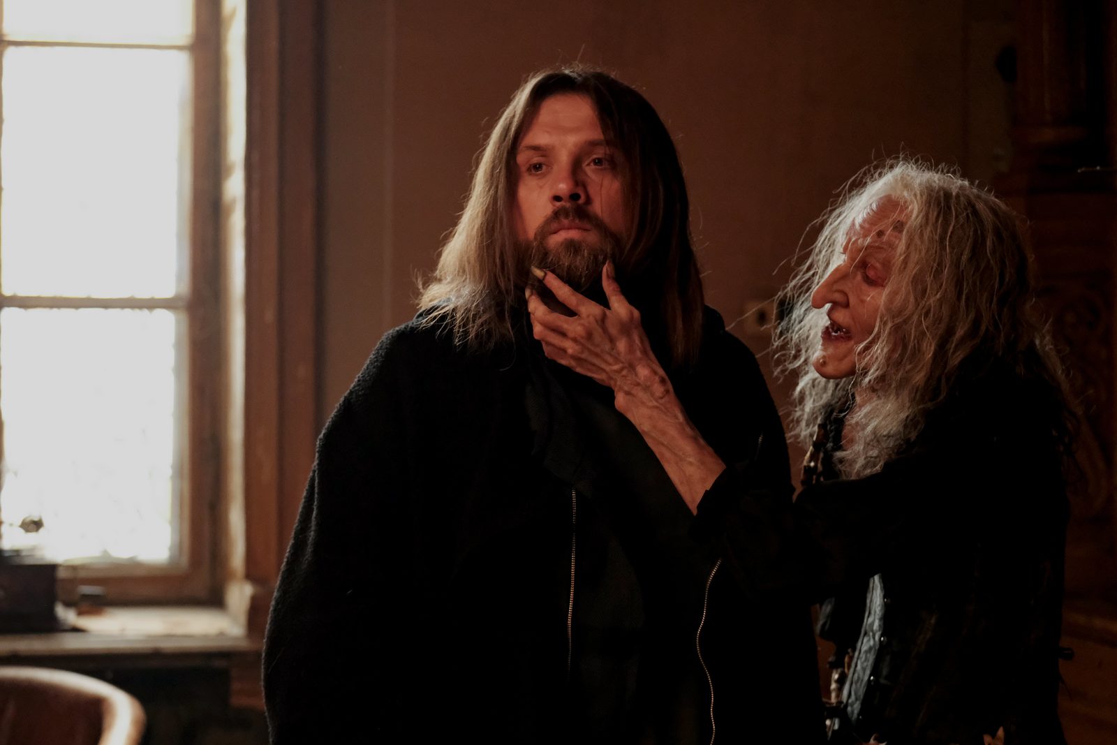Exclusive: Roman Mayakin, Lukerya Ilyashenko, Nino Ninidze and other actors read a fairy tale about Baba Yaga
