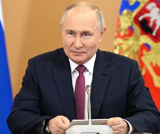 Владимир Путин онлайн проголосовал на выборах президента РФ