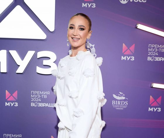 Ольга Бузова, Клава Кока, Люся Чеботина и другие на пресс-завтраке МУЗ-ТВ