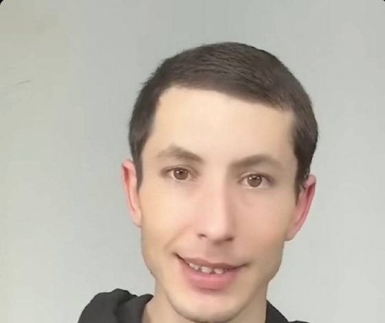 Улетай, любимка: парень записал кавер на трек  «Прощание» певицы Mona, а она ему предложила выступить вместе